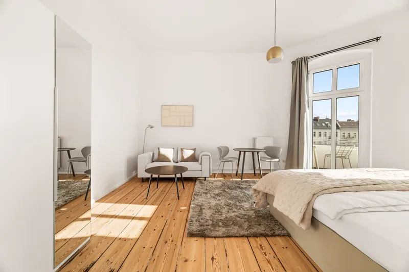 Gemütliches Zimmer in einer 5-Zimmer-Wohnung im Friedrichshain - voll möbliert — photo 1